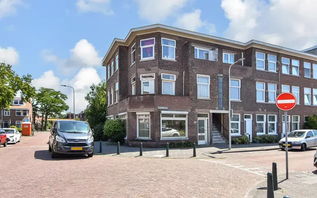 Foto van Loenenseplein 24, 's-Gravenhage