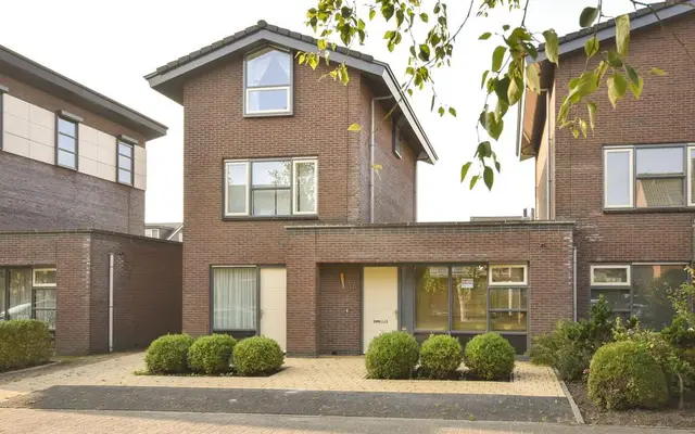 Foto van Valkenveld 16, Roden