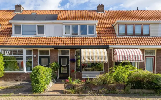 Foto van Anton Mauvestraat 16, Leeuwarden