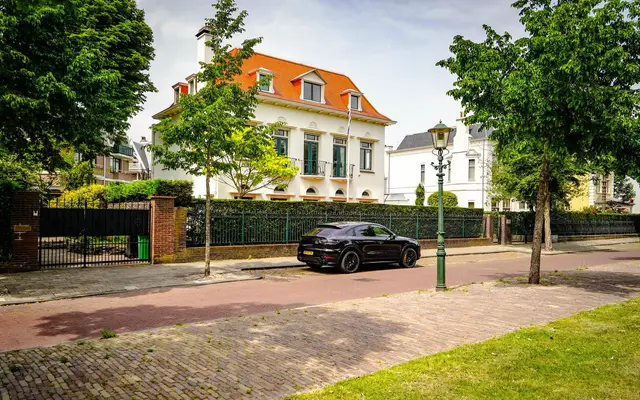 Foto van Hogeweg 4, 's-Gravenhage