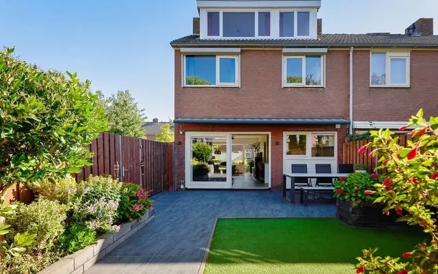 Foto van Zwaluwstraat 61, Badhoevedorp