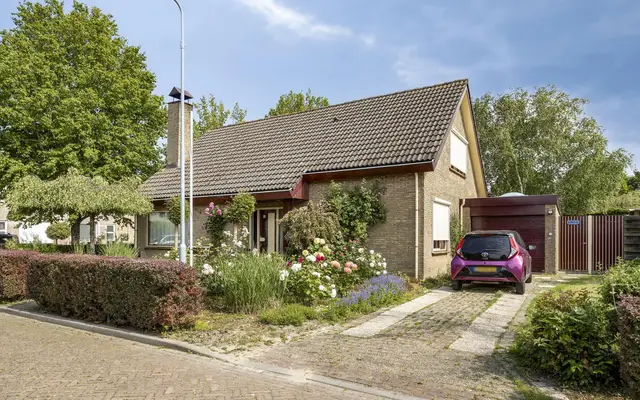 Foto van Vincent van Goghstraat 1, Schoondijke