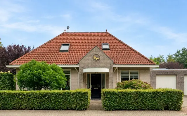 Foto van Luzernevlinder 147, Meppel
