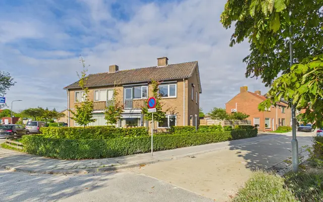 Foto van Bernhardstraat 13, Hoek