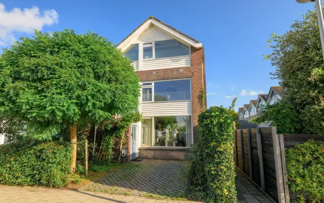 Foto van Kamerlingh Onnesstraat 2, Reeuwijk