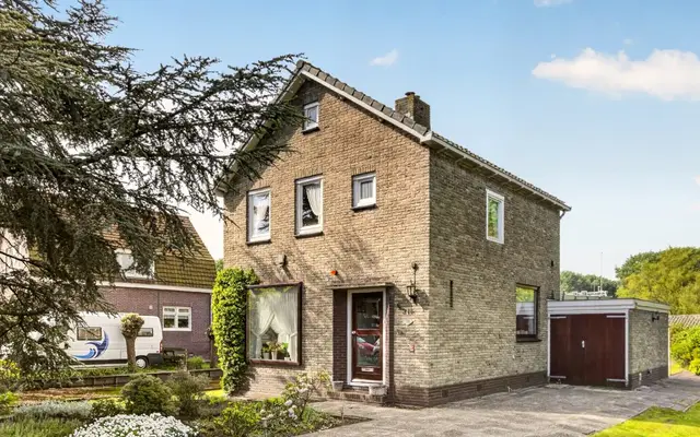 Foto van Zuideinde 216, Oostzaan