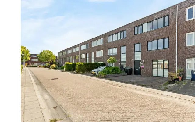 Foto van Sisleystraat 28, ALMERE