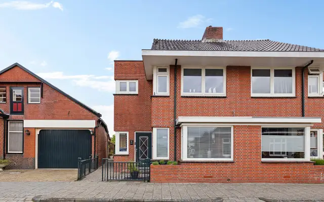 Foto van Hoofdstraat-West 80, Uithuizen