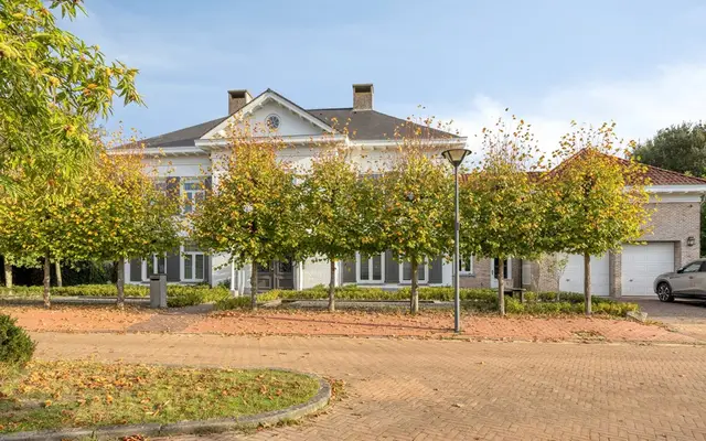 Foto van Steenhof 4, Bavel