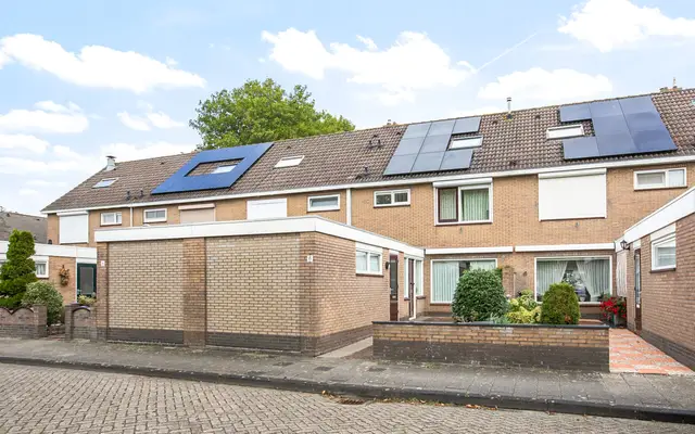 Foto van Willem van Nieuwenhovenstraat 8, Volendam