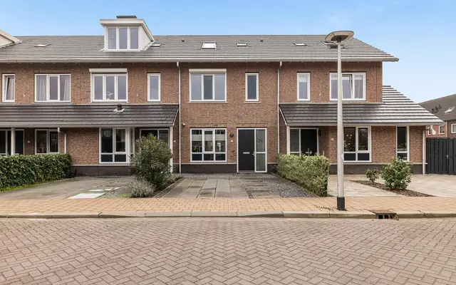 Foto van Meerval 39, Hendrik-Ido-Ambacht