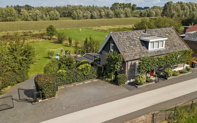 Foto van Waalbandijk 32, Gameren