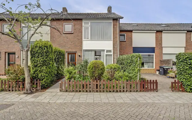 Foto van Johan Hendrik van Kinsbergenstraat 18, De Lier