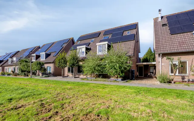 Foto van Kruizemunt 94, Dronten