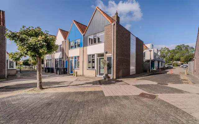 Foto van Ploegschaar 35, Hellevoetsluis
