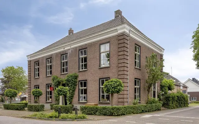 Foto van Grotestraat 8, Beers Nb
