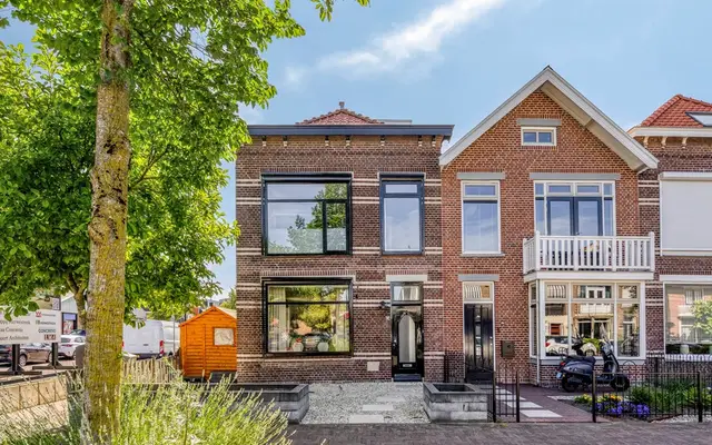 Foto van Burgemeester de Bruinelaan 102, Zwijndrecht