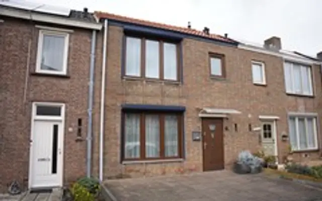 Foto van Mr. J.E. Risseeuwstraat 3, Oostburg