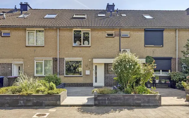 Foto van Donaulaan 98, Spijkenisse