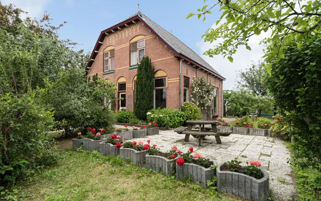 Foto van Vredebestlaan 1, Poeldijk