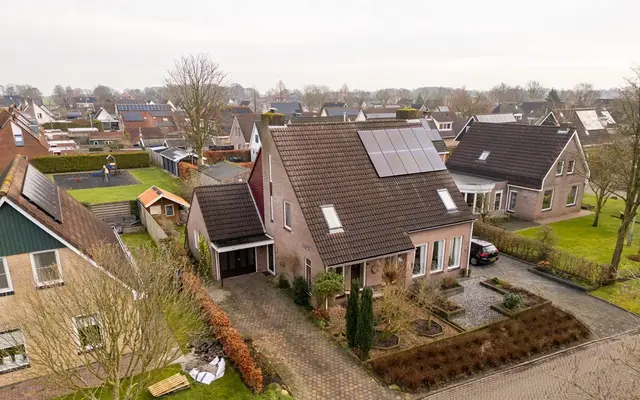 Foto van Van Heemstrastrjitte 9, Balk