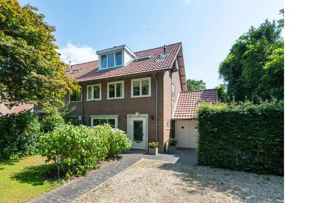 Foto van Van der Helstlaan 21, BILTHOVEN