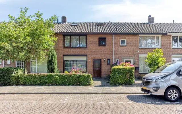 Foto van De Coubertinlaan 51, Waalwijk