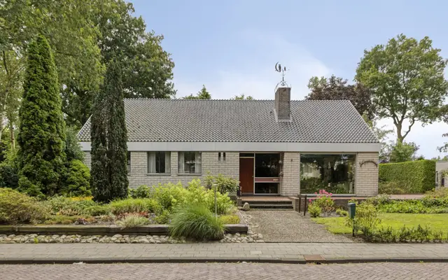 Foto van Ewsumlaan 4, Roden