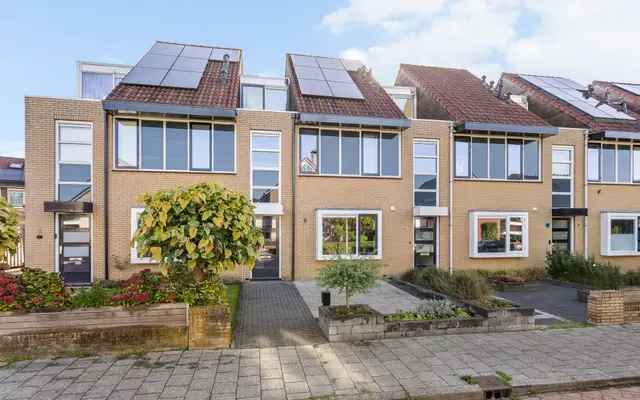 Foto van Abe Lenstrastraat 7, Oldenzaal