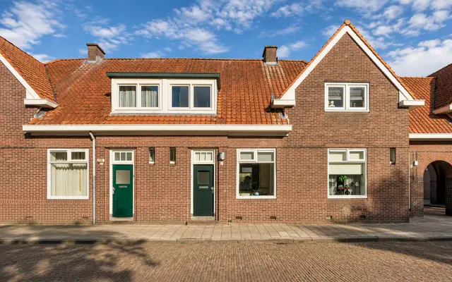 Foto van Buitenzorgplein 3, Enschede