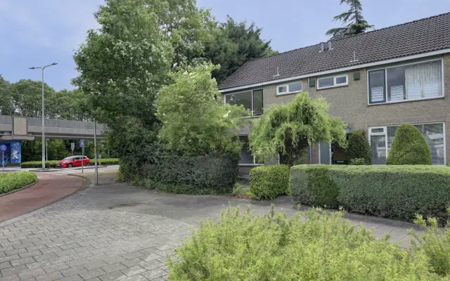 Foto van Planetenplein 1, Spijkenisse