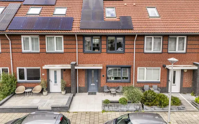 Foto van Regenboog 28, Rhoon