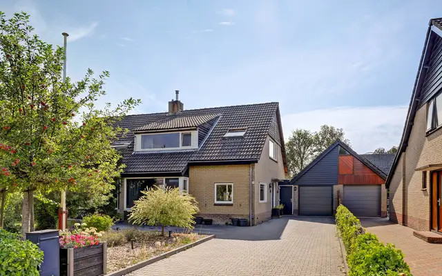 Foto van Achterbosk 15, Menaam