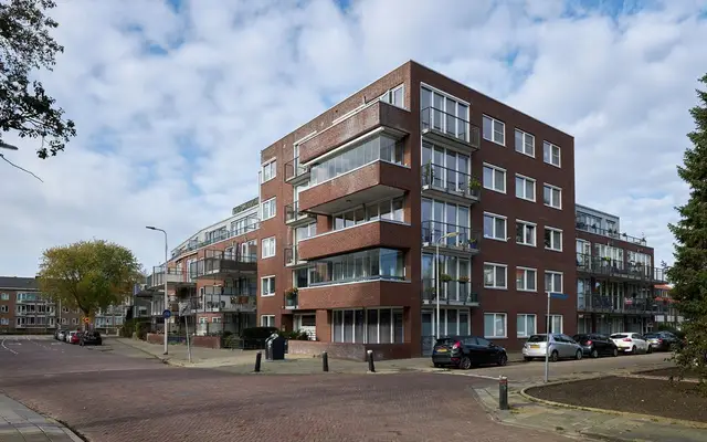 Foto van Tolstraat 120, Alphen aan den Rijn