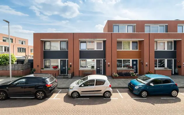 Foto van Zuidzijdsedijk 146, Hoogvliet Rotterdam