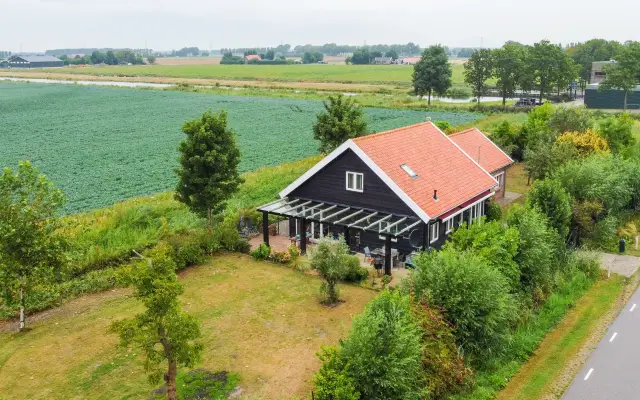 Foto van Kanaalweg Westzijde 59, Hellevoetsluis