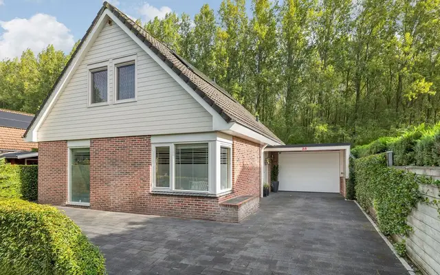 Foto van Amundsenstraat 35, Zuid-Beijerland