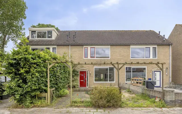 Foto van Weegbree 12, Kampen