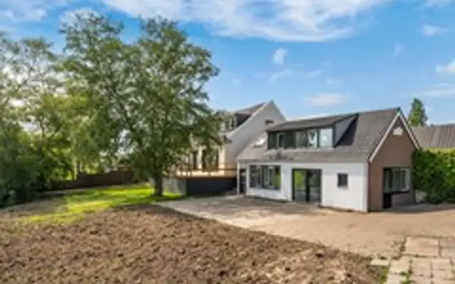 Foto van Zuidzijdsedijk 30, Nieuw-Beijerland