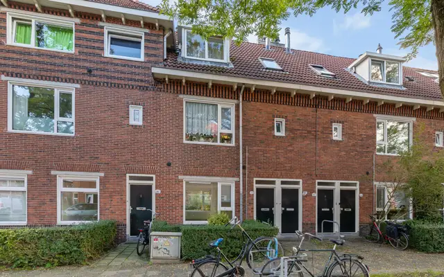 Foto van Amalia van Solmsstraat 36, Groningen