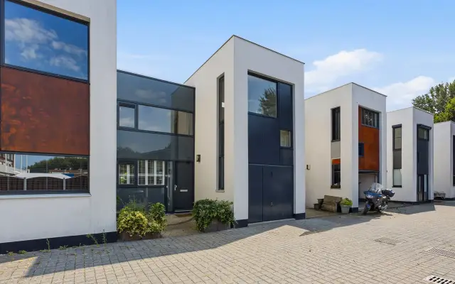 Foto van W. Plokkerstraat 36, SPIJKENISSE