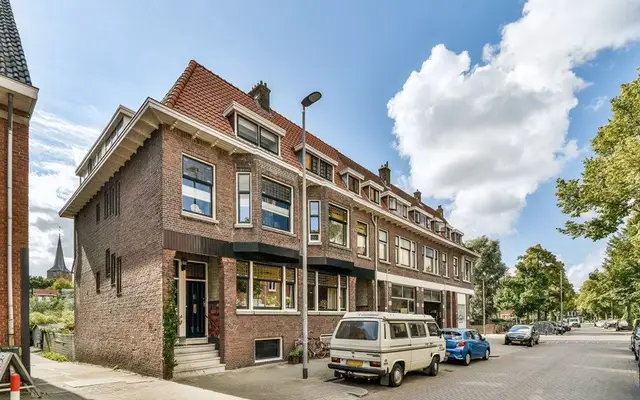 Foto van Adriaen van der Doeslaan 25 B, Rotterdam