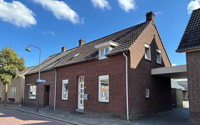 Foto van Kerkstraat 13, Roggel