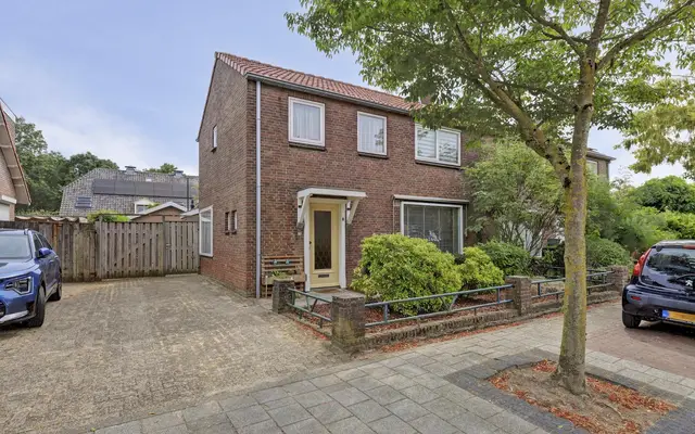 Foto van A C de Ruijter van Steveninckstraat 4, Hedel