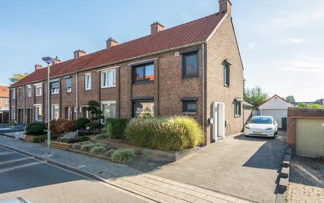 Foto van Mgr. Feronstraat 9, Geleen