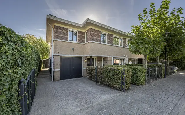 Foto van Dokter Van Dongenkade 22, Oud-Beijerland