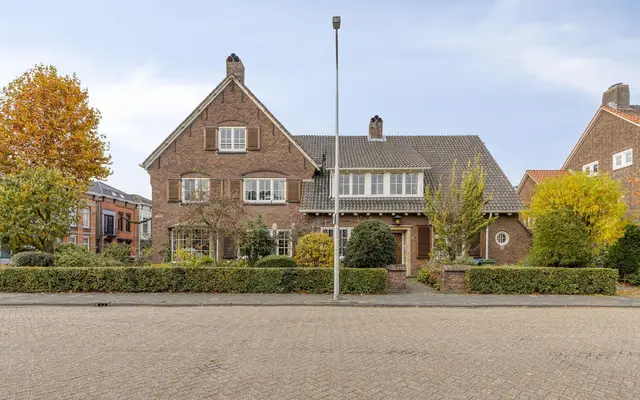 Foto van Parklaan 1, Roosendaal