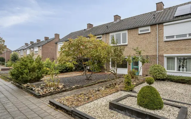 Foto van Eenbesweg 5, Nieuwstadt