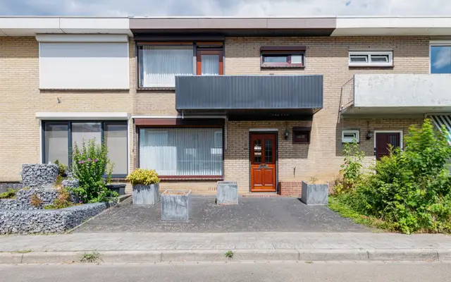 Foto van Lisztstraat 6, Geleen