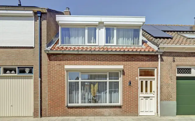 Foto van Lionstraat 10, Arnemuiden